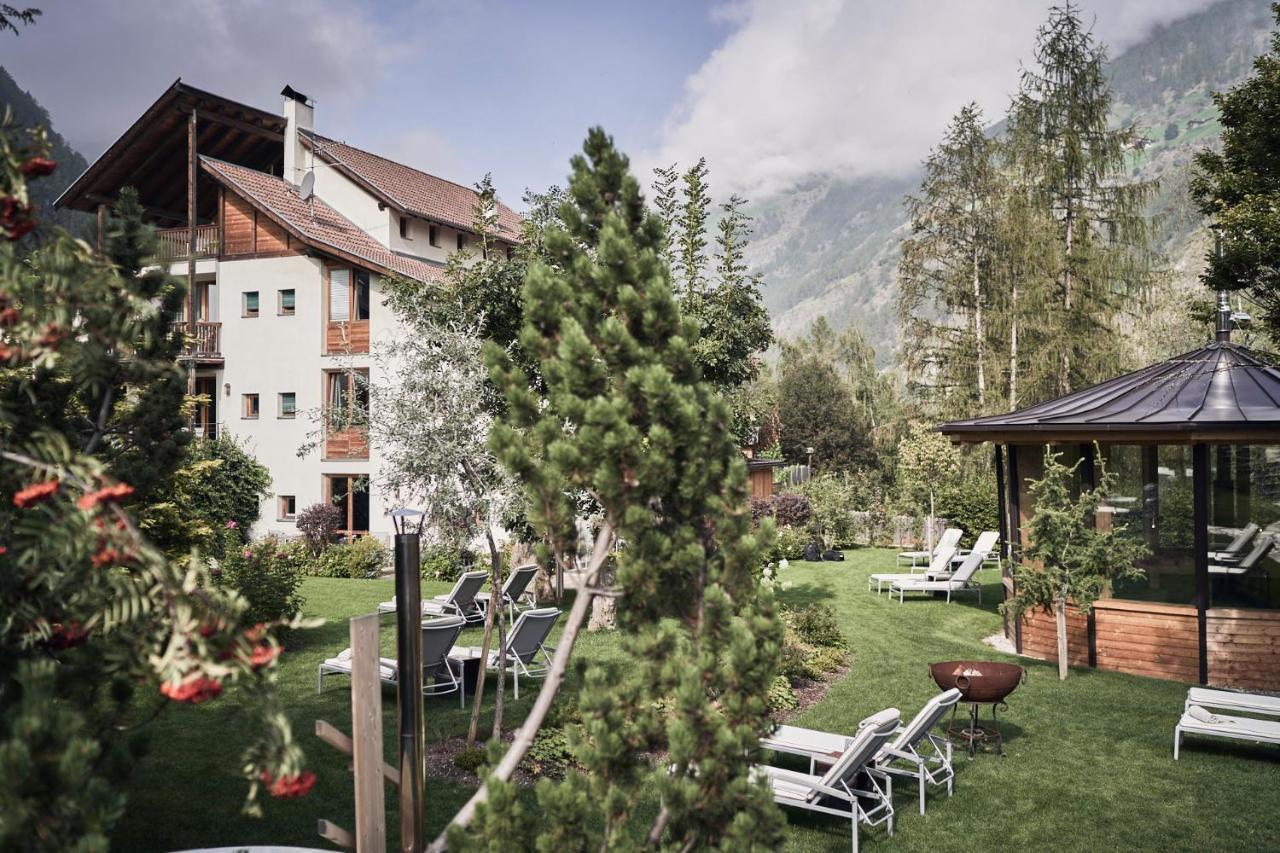 Hotel Goldene Rose Karthaus A Member Of Small Luxury Of The World