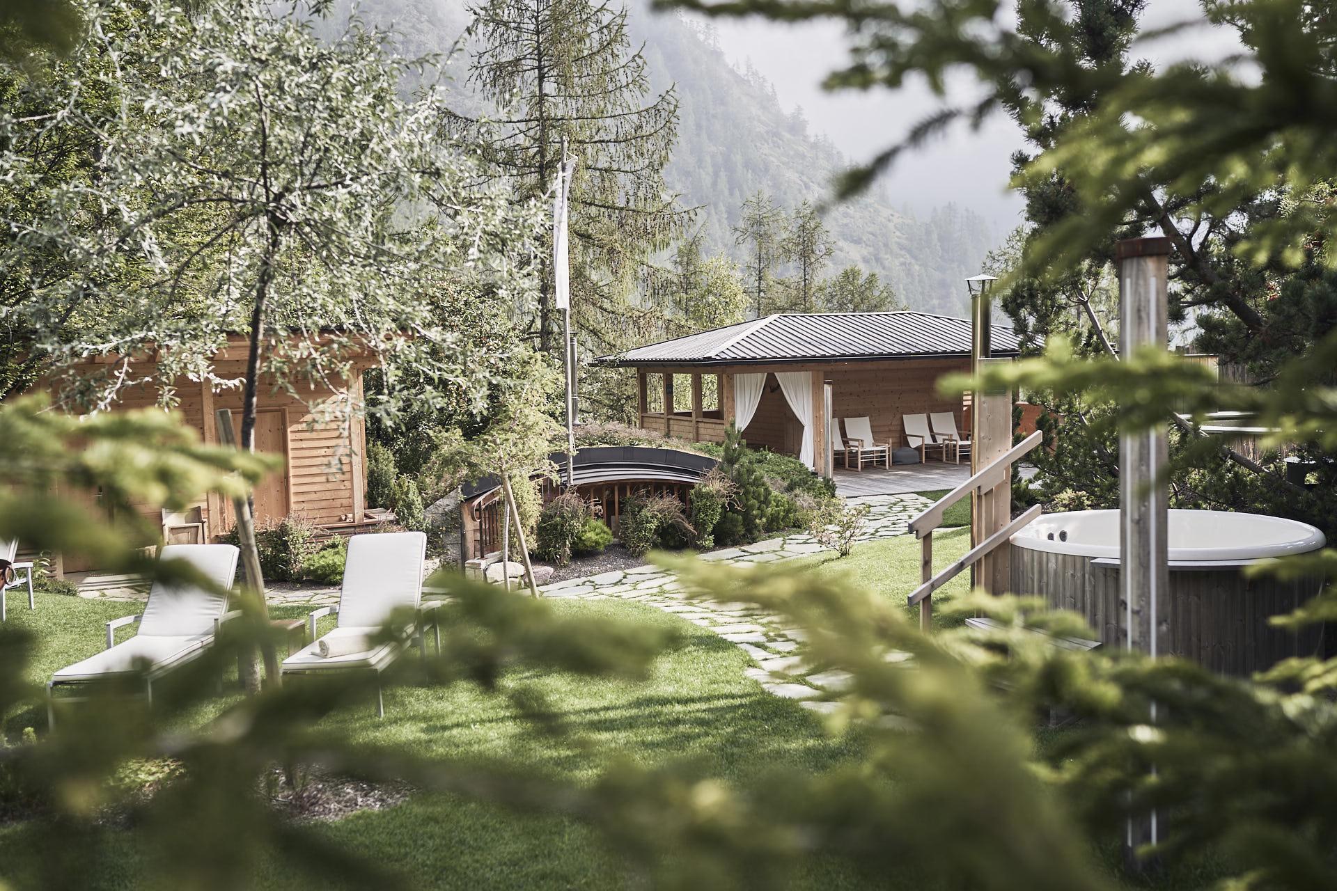 Hotel Goldene Rose Karthaus A Member Of Small Luxury Of The World